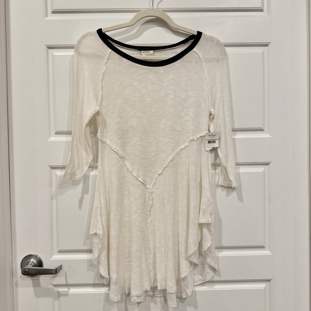 Free People Layering Tee Snow Combo Size S NWT Asymmetric Hem Soft Stretch - Picture 2 of 8